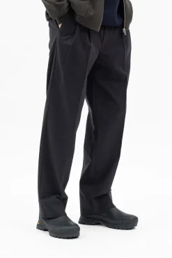 Benn Relaxed Pleated Trouser><noscript><img width=