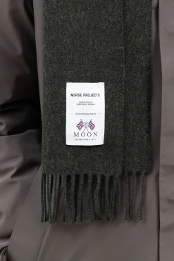 Moon Lambswool Scarf><noscript><img width=