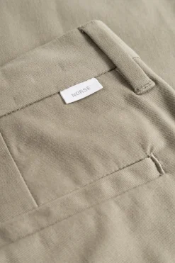 Norse Standard Slim Chino><noscript><img width=