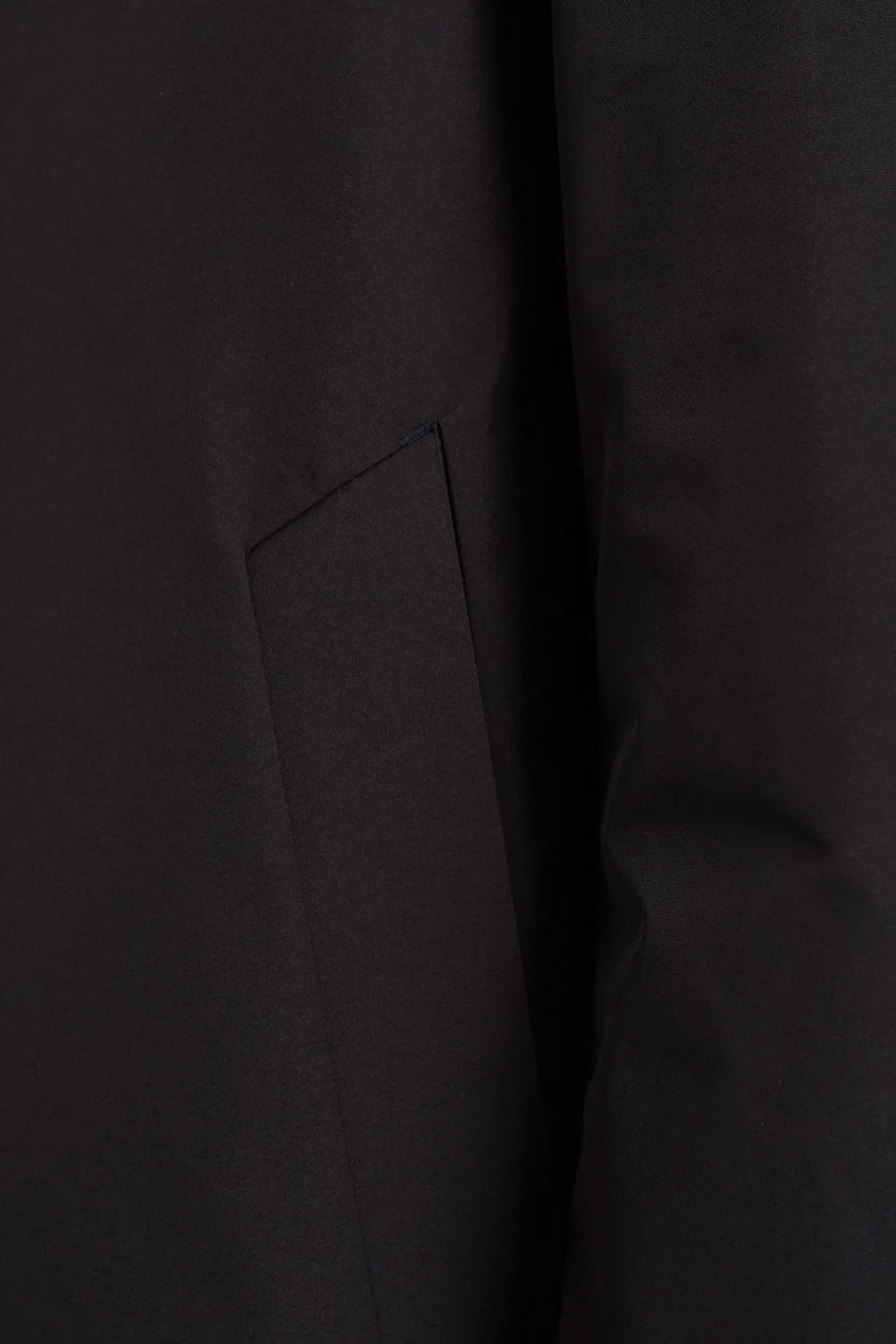 Vargo Gore-Tex Windstopper Raglan Mac>Norse Projects